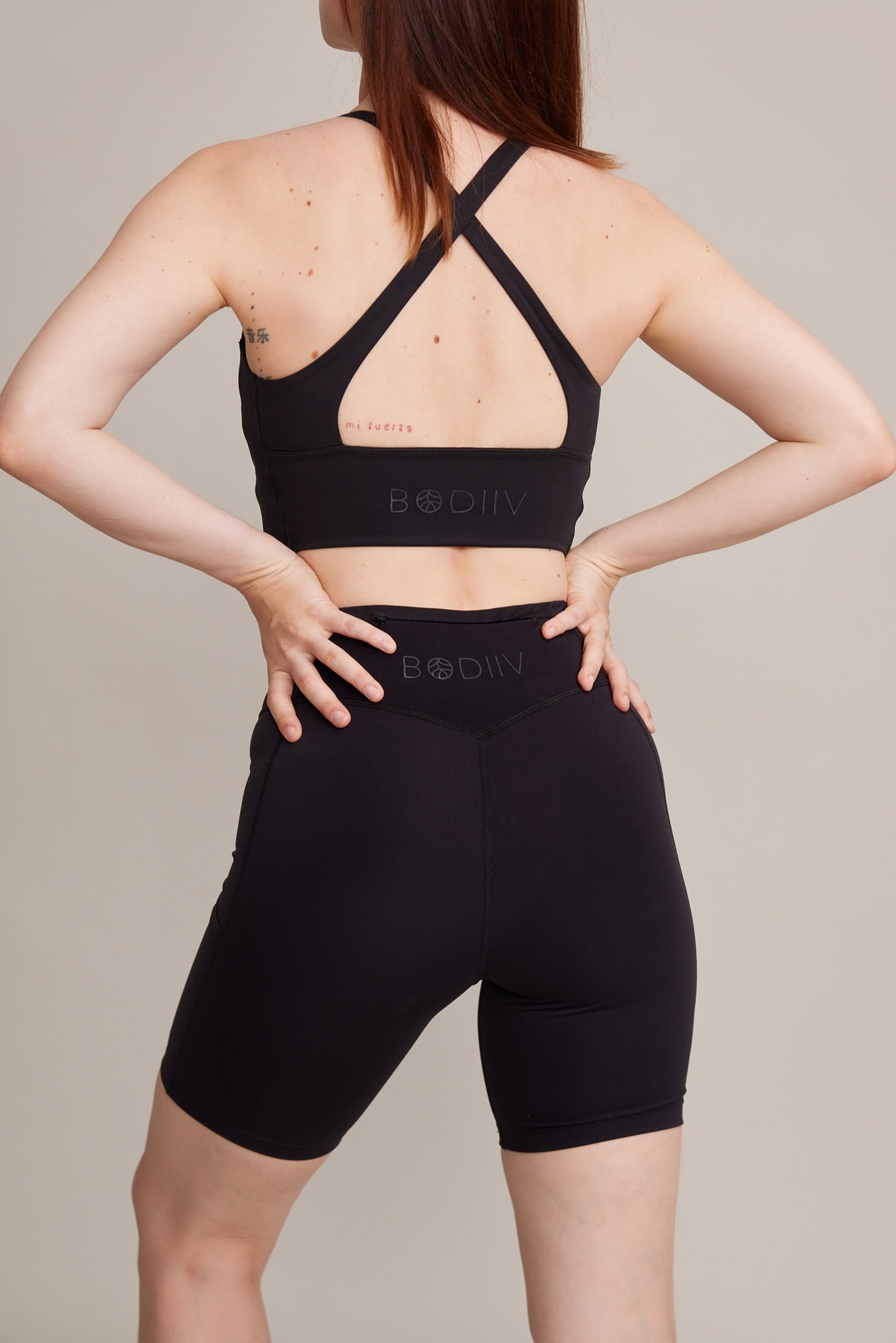 Curvy Comfort Cross Back Sports Bra - BODIIV