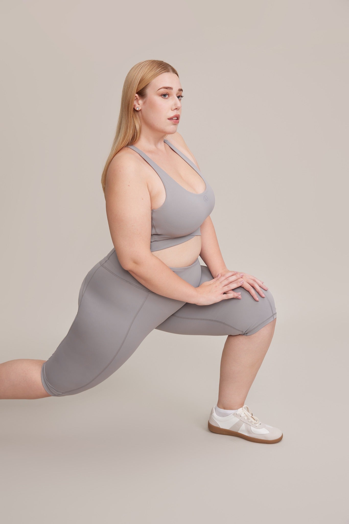 Curvy Comfort V Waistband Capri Legging - BODIIV 