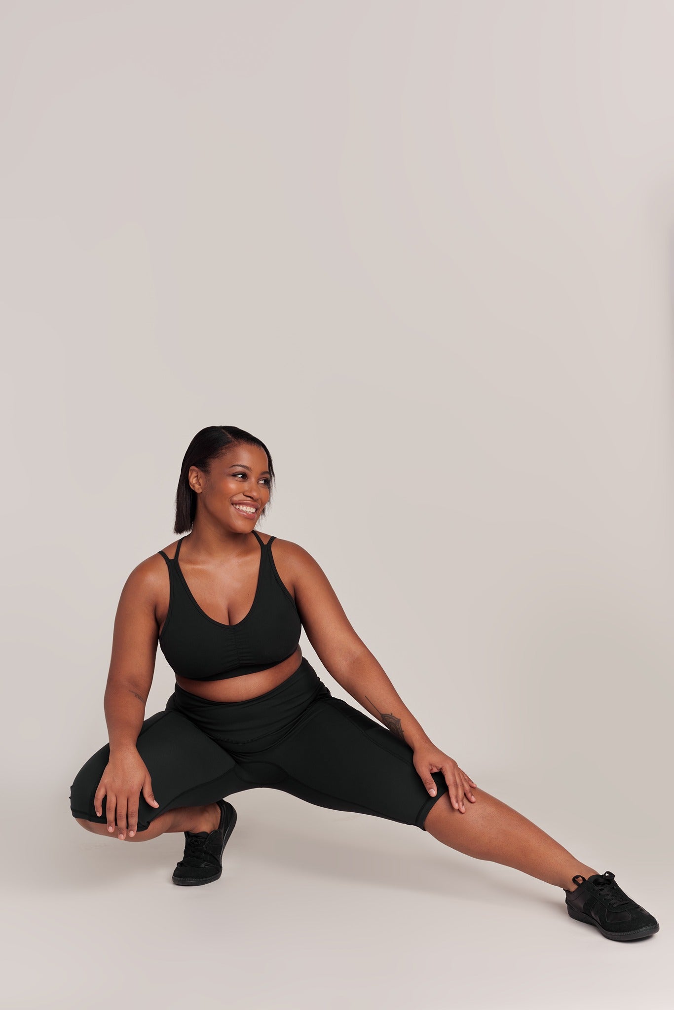 Curvy Comfort V Waistband Capri Legging - BODIIV 